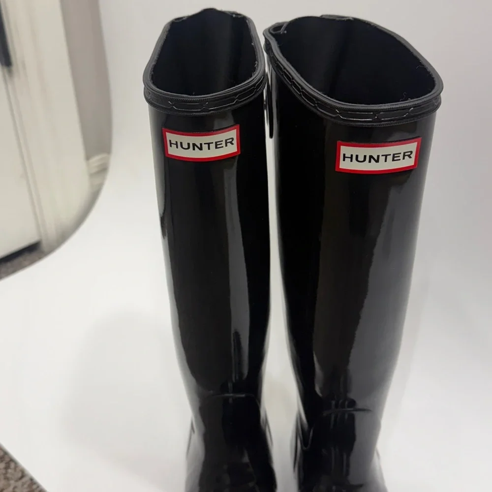 Hunter Boots Original Back Adjust Gloss tall black size Men’s 7 women’s 8.   .